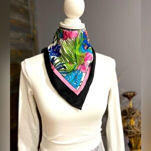 Wam Craft 🌺 Hawaiian 🌺 Style Scarf